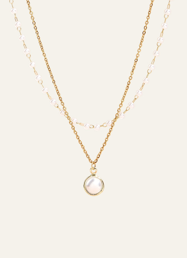 front Charming And Chic Gold Double Pearl Necklace