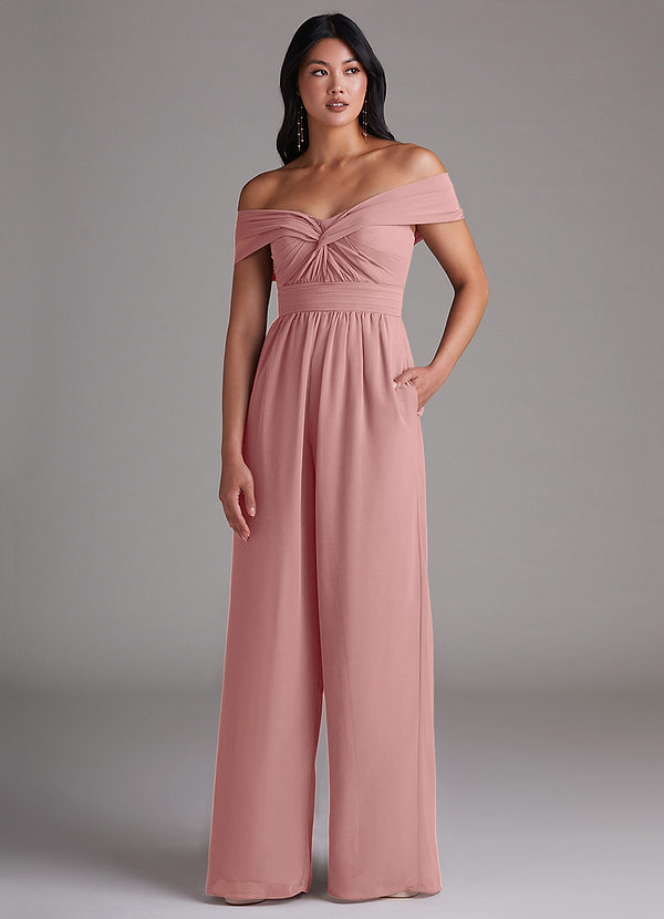 Azazie Lamara Robes Demoiselle d'honneur Combinaison Convertible en Mousseline de soie Épaule décolletée Rose Poussiéreuse image1