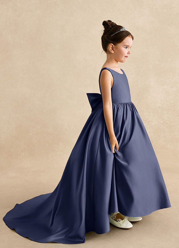 Azazie Mimia Robes de Fillette d'Honneur Robe Trapèze en Mat Satiné Arc Bleu Orageux image1