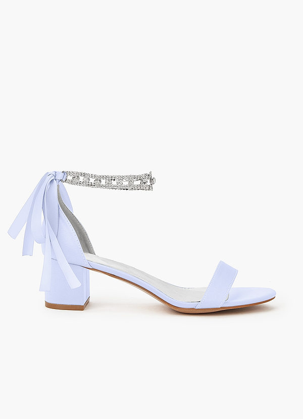 front Sandales à talons carrés en satin mat de couleur assortie avec brides et strass