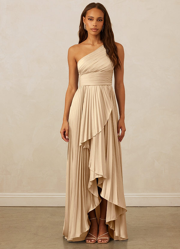 Christian Siriano Bridal for Azazie 1008 Robes Demoiselle d'honneur Robe Trapèze en Satin extensible Ue épaule Champagne image1