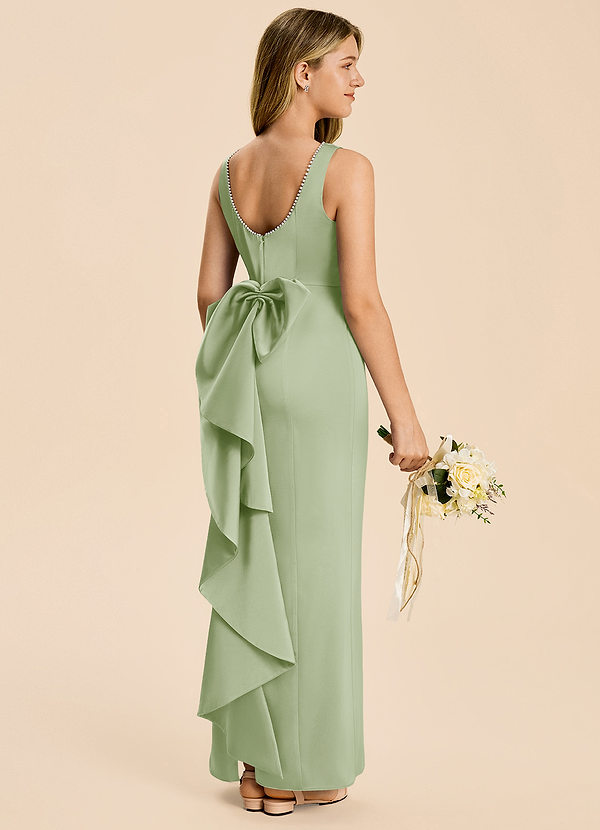 Azazie Emi Junior Robe Fourreau en Satin extensible Nœud Vert Sauge image1
