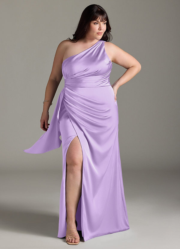 Azazie Maive Robes Demoiselle d'honneur Robe Fourreau en Satin extensible Rayé Lilas image1