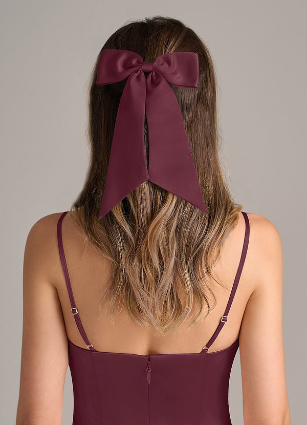 front Haarspange mit farblich passender Schleife
