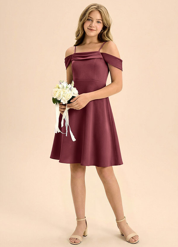 Azazie Anselie Junior Vestido de Merlot de Satén Elástico de Corte en A con Plisado image1