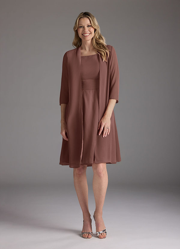 Azazie Shirley Robe Mère de la Mariée & du Marié Robe Trapèze en Mousseline de soie Plissé Scoop Expresso image1