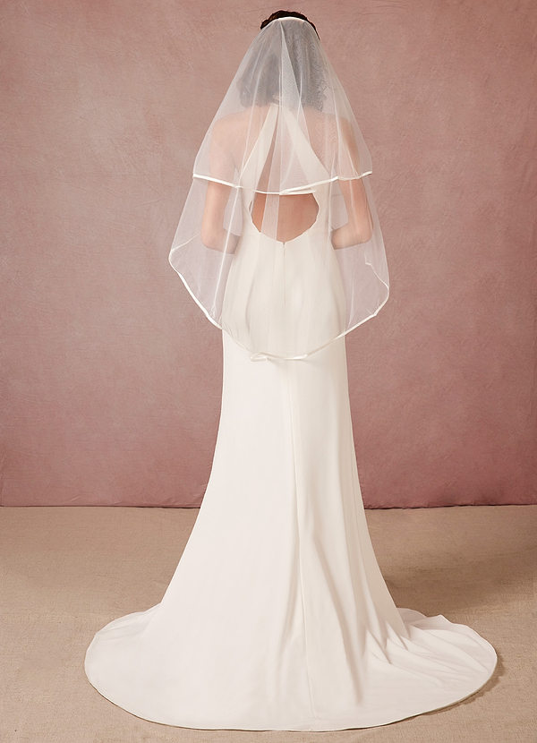 front Jaffe Ribbon Fingertip Veil With Blusher