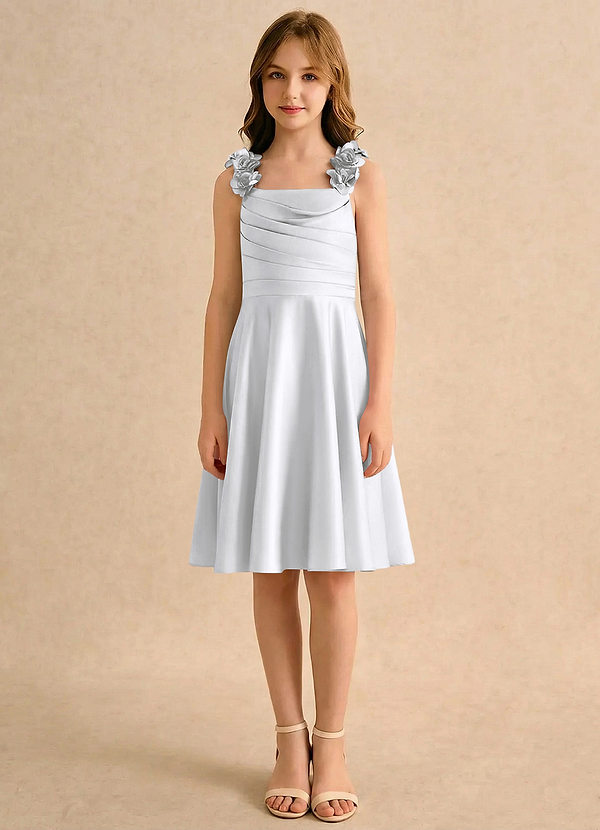 Azazie Resa Girls Formal Sukienki dla dziewczynek sypiących kwiaty Linia A Pofałdowany Matowy satynowy Długość do kolan Sukienka image1