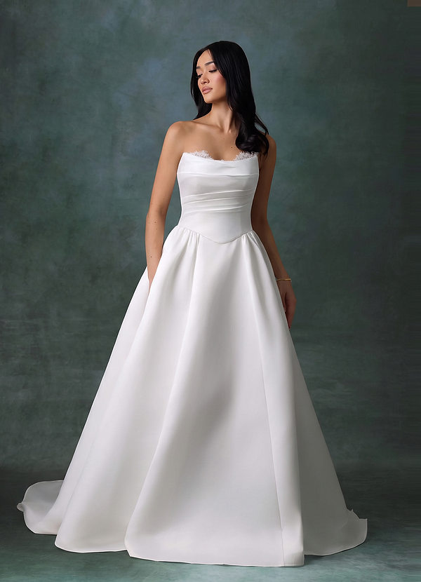 Azazie Melinda Vestidos de novia Vestido Diamante Blanco de Satén de Corte Princesa con Palabra de honor image1
