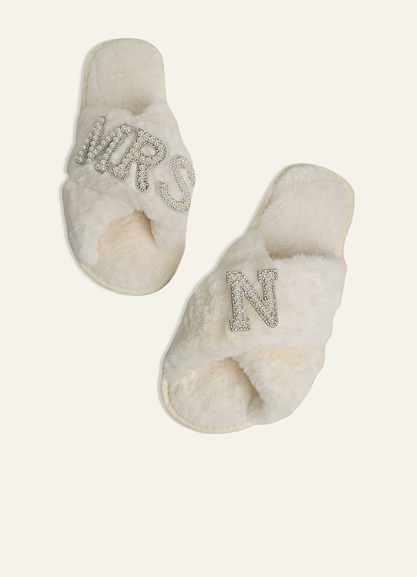 front Fuzzy Pearl Bride Slippers