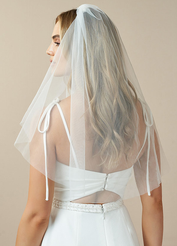 front Talia – Ellenbogenlanger Schleier