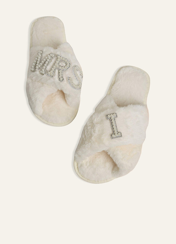 front Fuzzy Pearl Bride Slippers