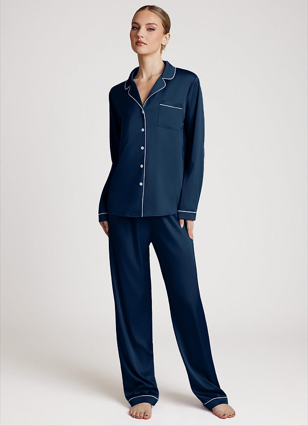 front 다크 네이비 긴팔과 바지 새틴 파자마 세트