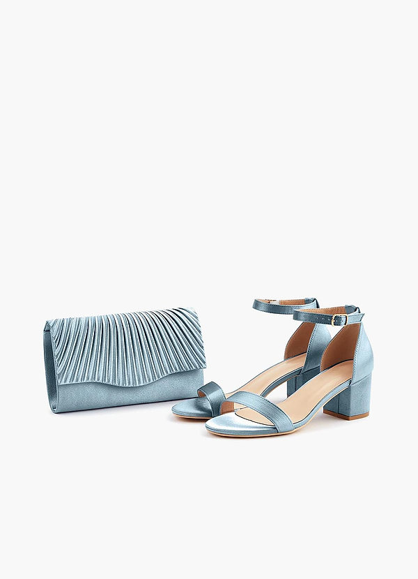 front Bijpassende kleur Metallic satijnen sandalen envelop clutch set
