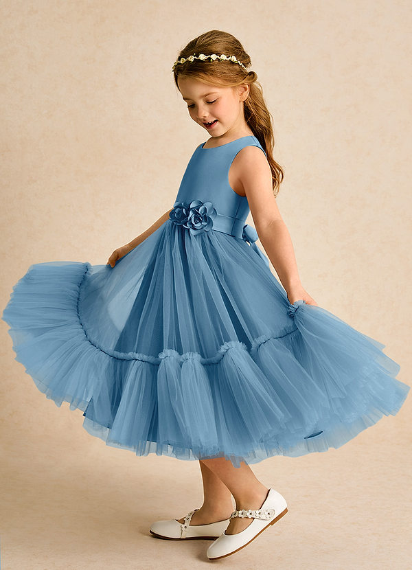 Azazie Miracle Vestidos de Niña de Flores Vestido de Azul Acero de Satin Mate de Corte En A con Lazo image1
