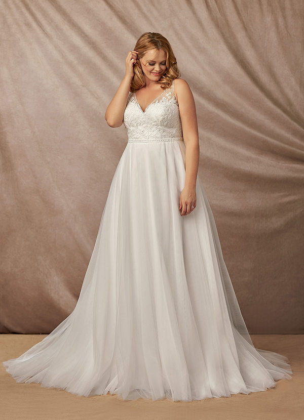 wedding dresses for plus size ladies