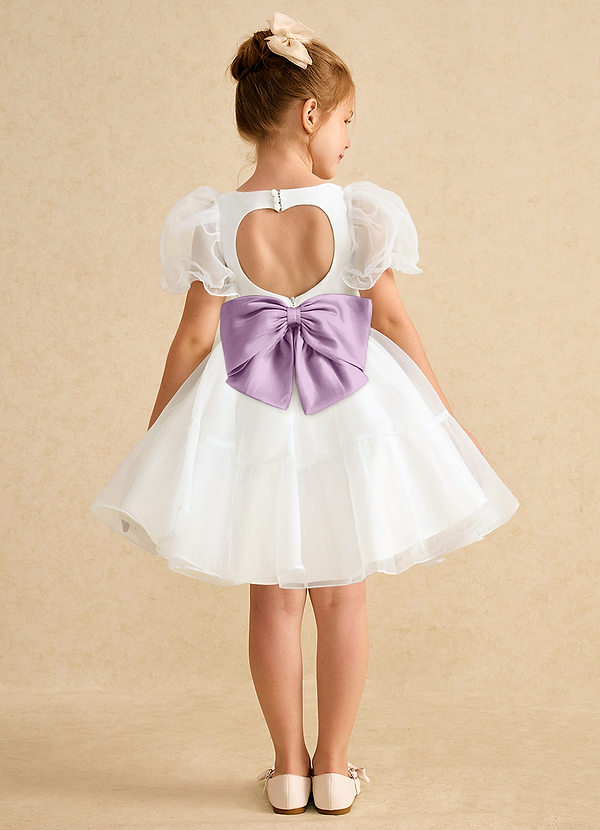 Azazie Debbie Vestidos de Niña de Flores Vestido de Marfil Wisteria de Organza de Princesa con Escote de Corazón image1