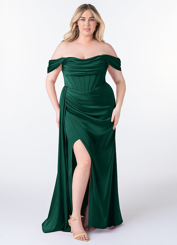 Azazie Amyra Robes Demoiselle d'honneur Robe Fourreau Convertible en Satin extensible Épaule décolletée émeraude image1