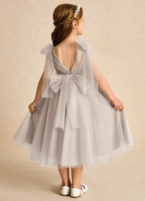 Azazie Dori Robes de Fillette d'Honneur Robe Trapèze en Tulle Rayé Givre image1