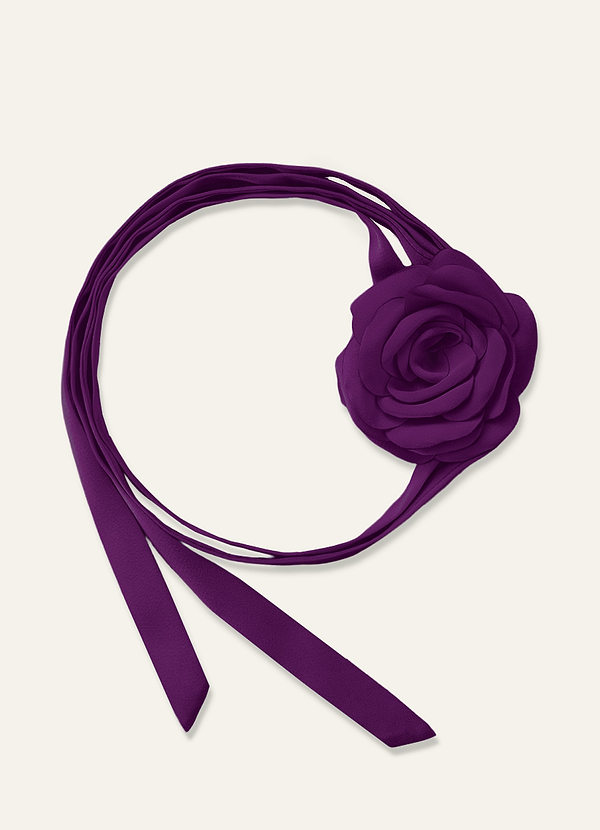 front Collar de cuerda con flor de rosa de gasa del mismo color