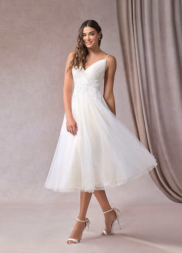 Azazie Liana Robe de Mariée Robe Trapèze en Tulle Col V à paillettes Diamant Blanc Champagne image1