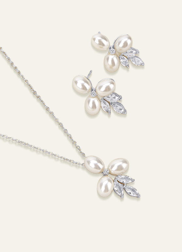 front Clover Drop Jewelry Set