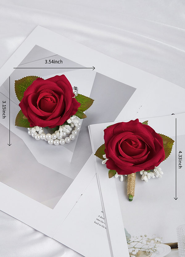 front Conjunto de dos piezas de ramillete y boutonniere