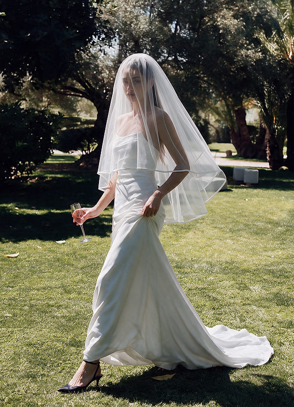 Coiled Satin Edge Blusher Veil