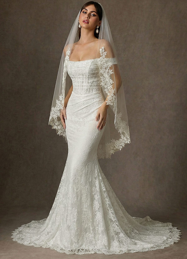 front Velo de encaje francés vintage hasta la punta de los dedos Florence-Grace