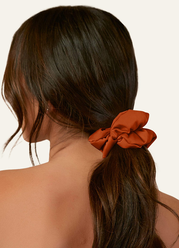 front Paquete de 3 coleteros elásticos de satén para dama de honor de gran tamaño a juego