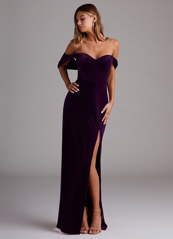 Azazie Shay Robes Demoiselle d'honneur Robe Fourreau Convertible en velours Épaule décolletée Grain De Raisin image1