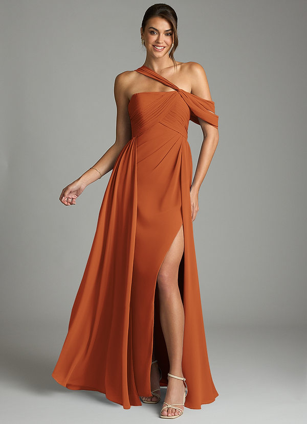 Azazie Kassandra Robes Demoiselle d'honneur Robe Trapèze en Mousseline de soie Épaule décolletée Cannelle image1