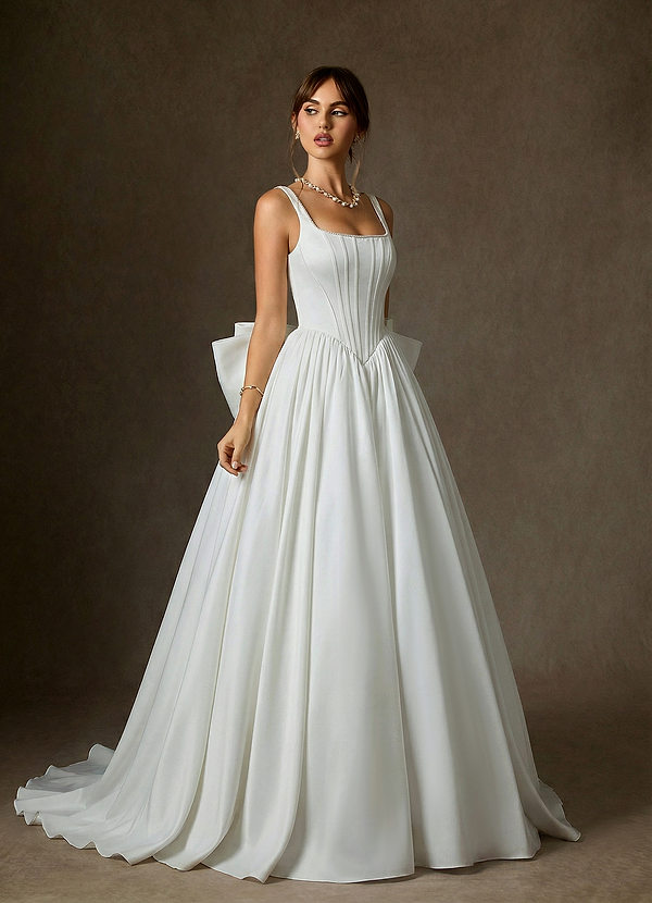 Azazie Cyanne 웨딩드레스 볼가운 포켓이 있는 스트레치 새틴 채플 트레인 드레스 image1