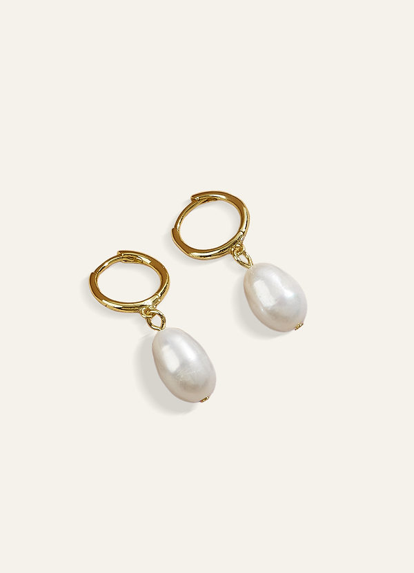 front Golden Pearl Earrings