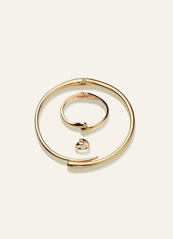 front Gold Tear Drop Jewelry Set