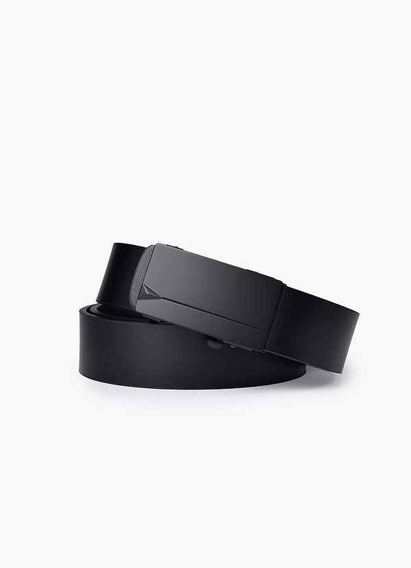 Men's Textured Leather Box Buckle Belt front