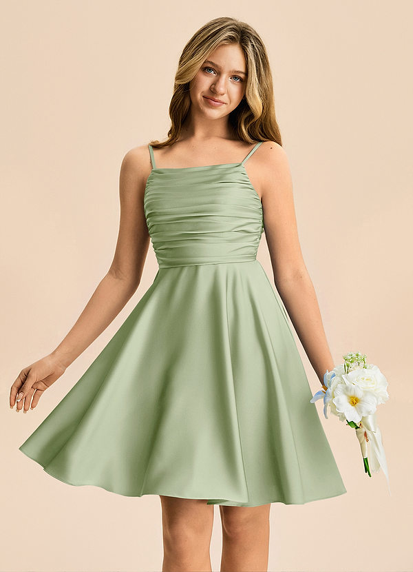 Azazie Miko Junior Vestido de Salvia Polvorienta de Satén Elástico de Corte en A con Plisado image1