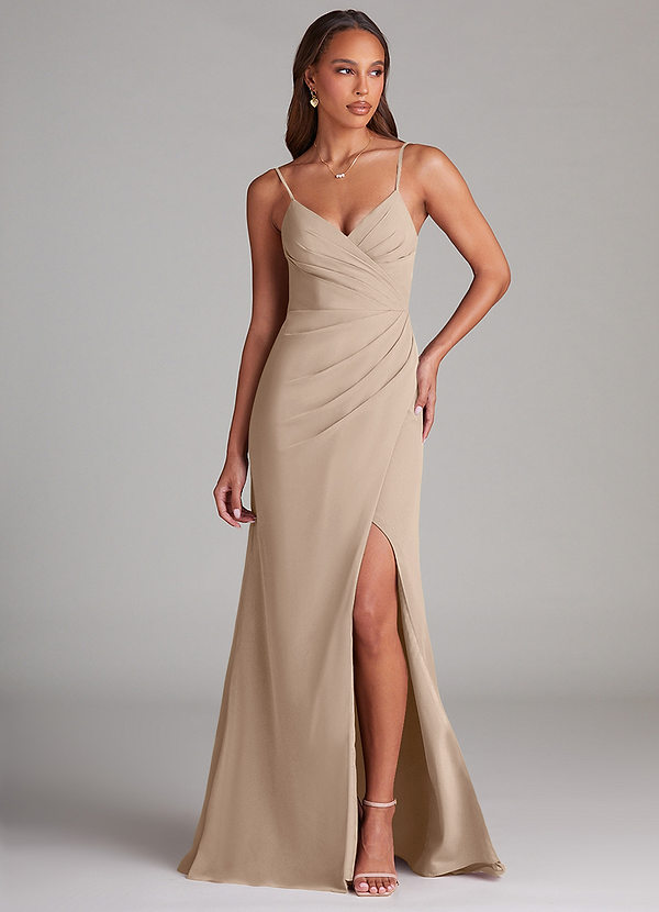 Azazie Maci Robes Demoiselle d'honneur Robe Fourreau en Mousseline de soie Plissée Taupe image1