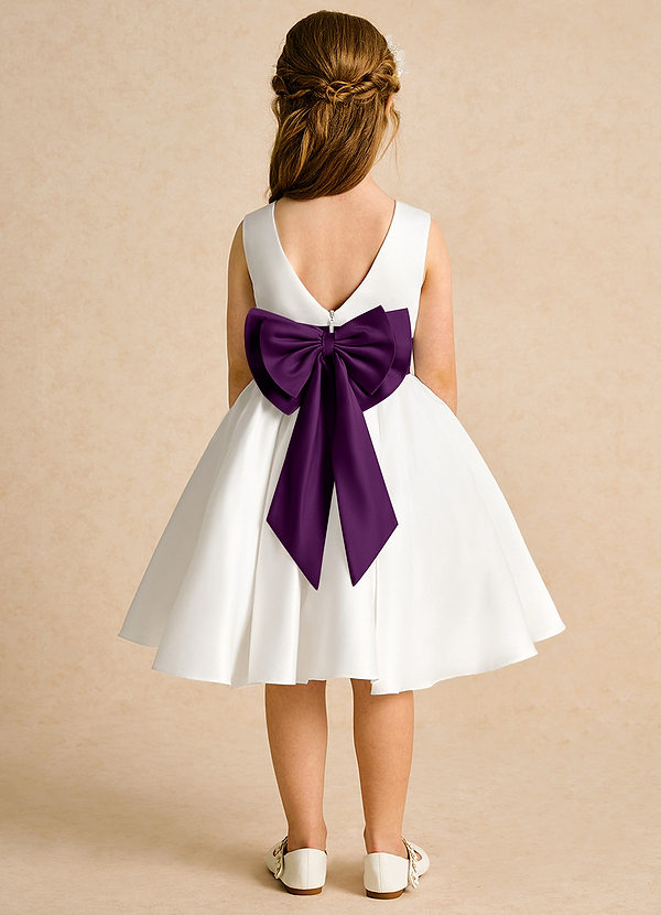 Azazie Sosie Vestidos de Niña de Flores Vestido de Marfil Uva de Satin Mate de Corte En A con Plisado image1