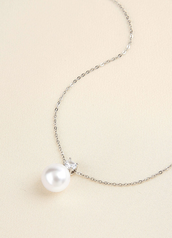 front Pearl And Rhinestone Pendant Necklace