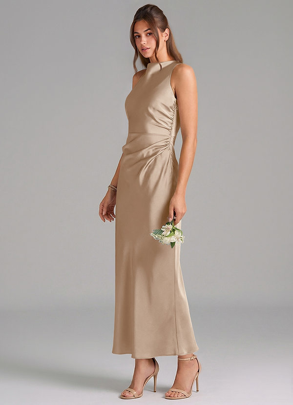 Azazie Evadne Vestidos Dama de Honor Vestido de Gris Pardo de Satén Elástico de Corte Recto con Plisado image1