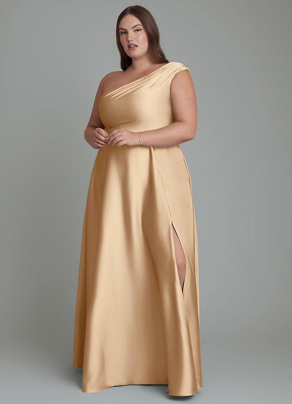 Azazie Melanie Vestidos de dama de honor Vestido Champán de Satén Elástico de Línea A con Hombros descubiertos image1