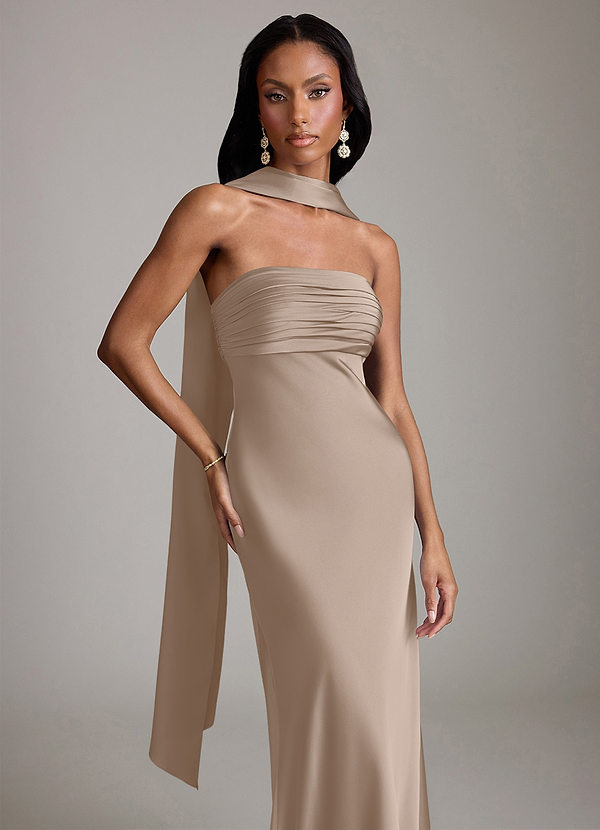 Azazie Saylor Bruidsmeisjesjurken Jurk van Stretch Satijn met Zeemeermin Strapless Taupe image1