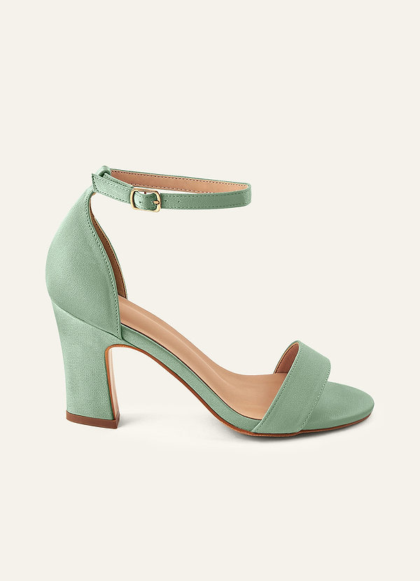 front Bijpassende kleur stretch satijnen sandalen met één bandje en gesp en dikke hak