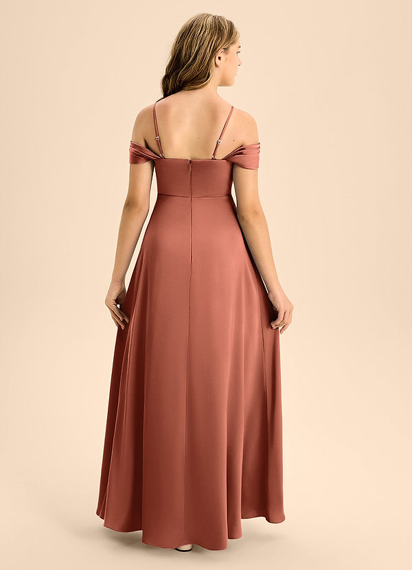 Azazie Anselie Junior Jurk van Stretch Satijn met A-Lijn Off the Shoulder Klei image1