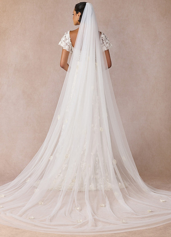 front 3D Flower Cathedral Veil