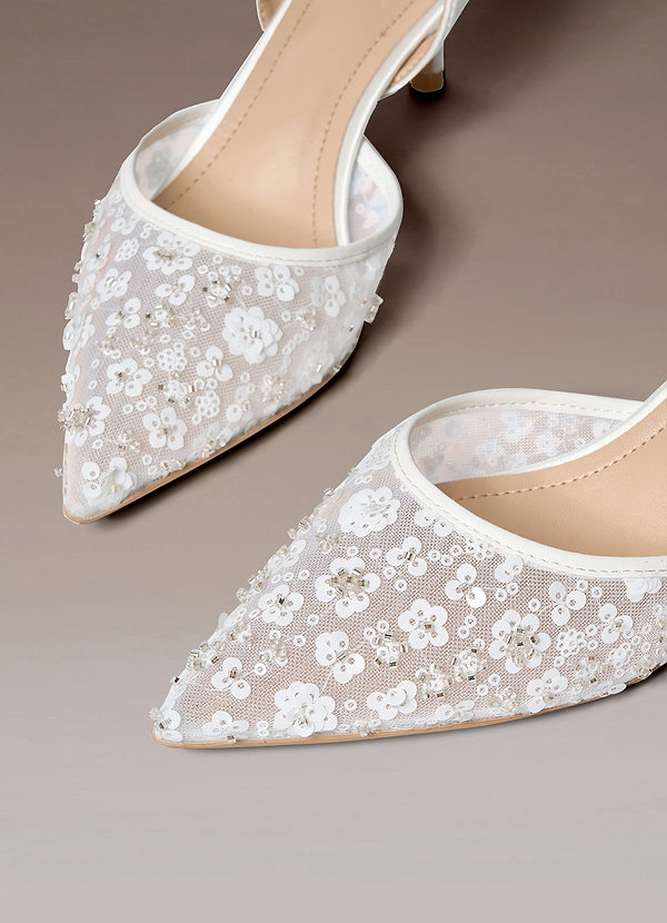 back Hand-Beaded 3D Flowers Bridal Shoes