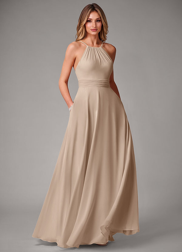 Azazie Amalia Robes Demoiselle d'honneur Robe Trapèze en Mousseline de soie Plissée Taupe image1