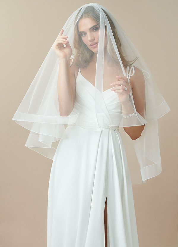 front Richelle Fingertip Veil With Blusher