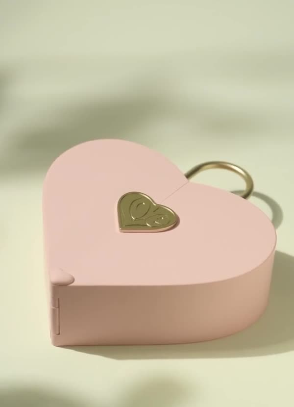 front Heart-Shaped Fold-Out Gift Box